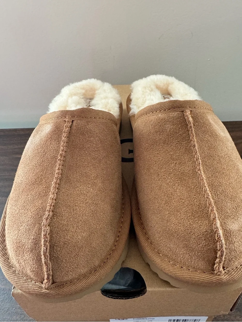 UGG Keegan Chestnut Suede Slide Slippers Shearling Kids Size 10M Cozy Comfort